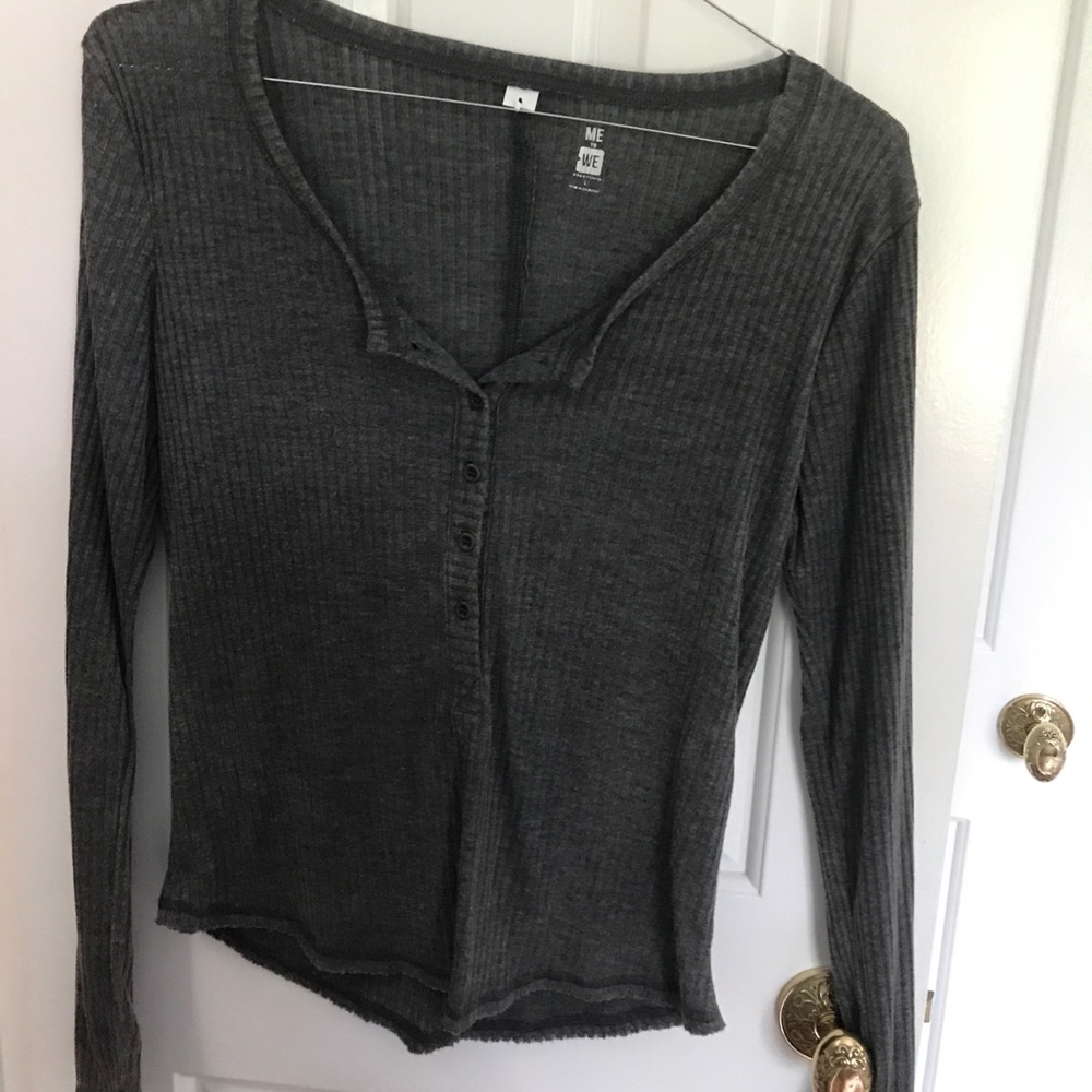 Grey sweater